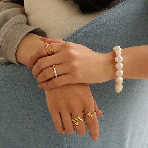 MANNEQUIN RING
